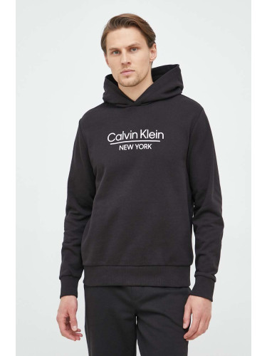Памучен суичър Calvin Klein в черно с качулка с десен
