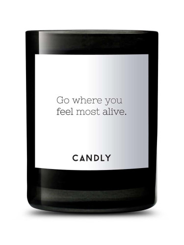 Candly Ароматна соева свещ Go where you feel most alive. 250 g