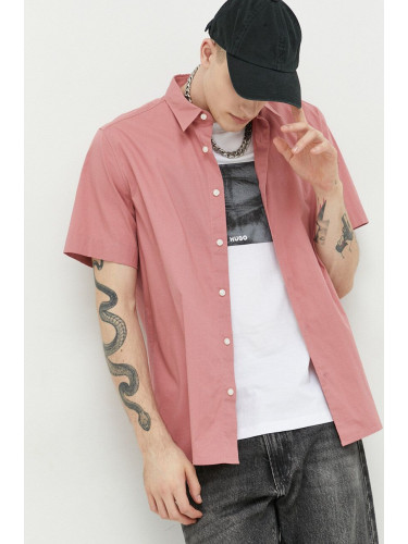Риза HUGO мъжка в розово със стандартна кройка с класическа яка 50475668