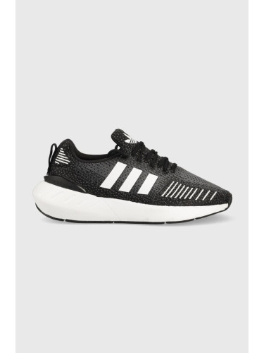 Маратонки adidas Originals Swift Run 22 в черно GV7971