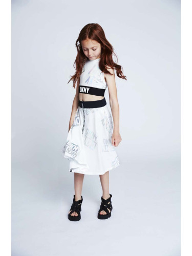 Детска пола Dkny в бяло среднодълъг модел разкроен модел
