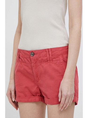 Памучен къс панталон Pepe Jeans Balboa в червено с изчистен дизайн със стандартна талия