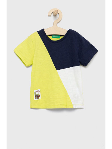 Детска памучна тениска United Colors of Benetton с апликация