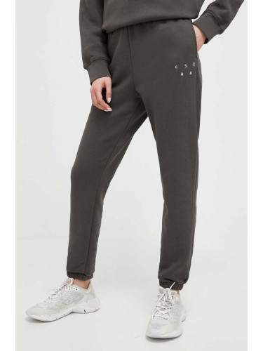 Спортен панталон Casall в сиво с изчистен дизайн