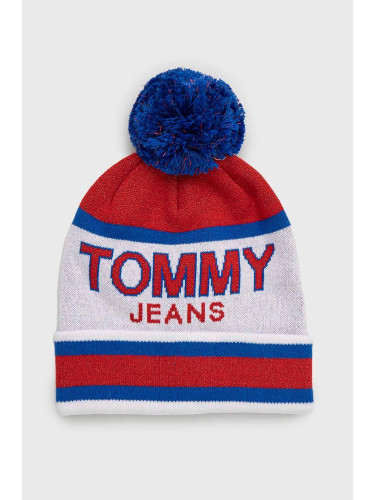 Шапка Tommy Jeans от плътен трикотаж