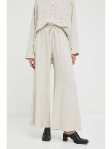 Панталон с лен By Malene Birger Pisca в бежово с широка каройка, с висока талия