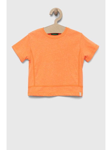 Детска тениска United Colors of Benetton в оранжево с изчистен дизайн