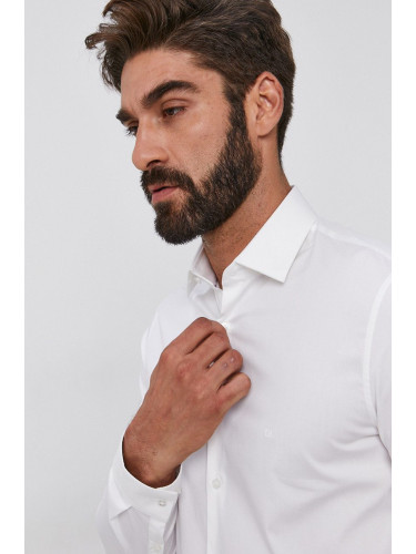 Риза Calvin Klein мъжка в бяло с кройка по тялото с класическа яка