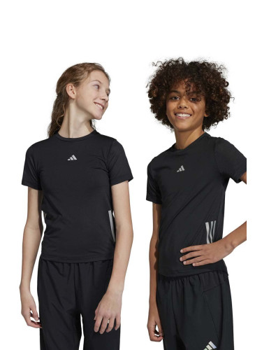 Детска тениска adidas U RUN 3S в черно с десен
