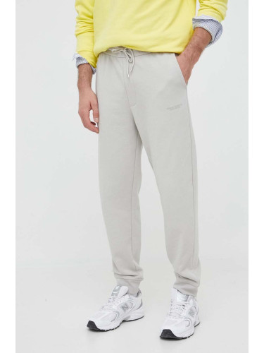 Памучен спортен панталон Armani Exchange в сиво с изчистен дизайн