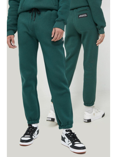 Спортен панталон Kangol унисекс в зелено с изчистен дизайн