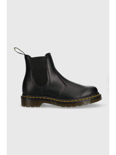 Кожени боти челси Dr. Martens в черно с равна подметка