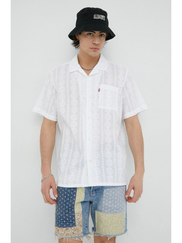 Памучна риза Levi's мъжка в бяло със свободна кройка