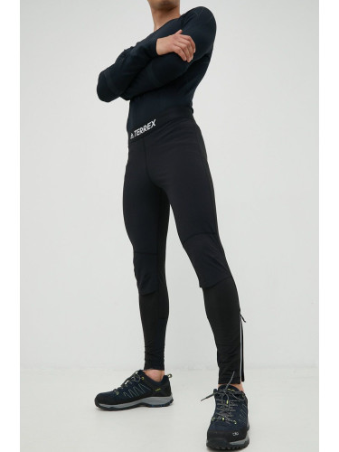 Спортен клин adidas TERREX Agravic в черно с изчистен дизайн