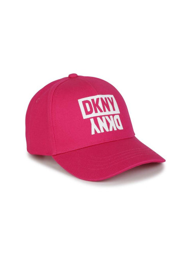 Детска памучна шапка с козирка Dkny в розово с принт