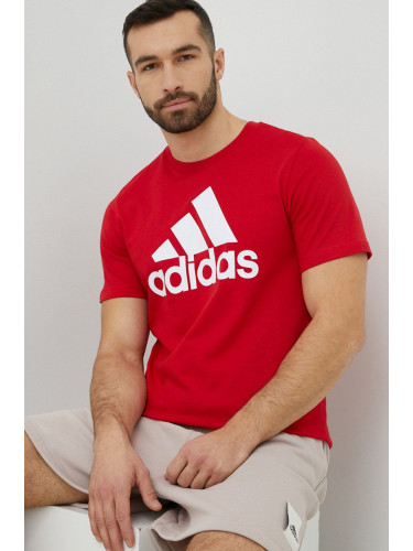 Памучна тениска adidas 0 в червено с принт IC9352