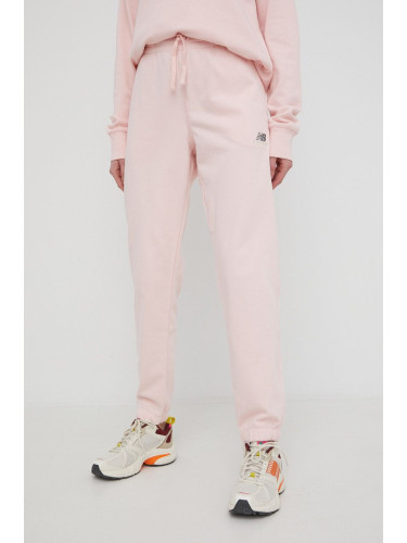 Спортен панталон New Balance UP21500PIE дамско в розово с изчистен дизайн