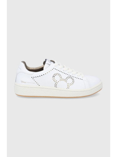 Кожени обувки MOA Concept в бяло с равна подметка