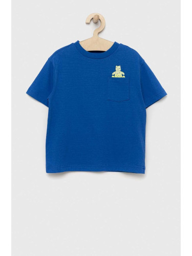 Детска памучна тениска GAP в синьо с принт