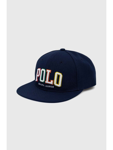 Шапка с козирка Polo Ralph Lauren в тъмносиньо с апликация