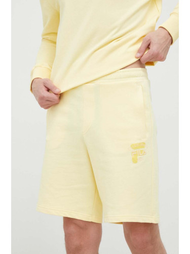 Памучен къс панталон Fila в жълто