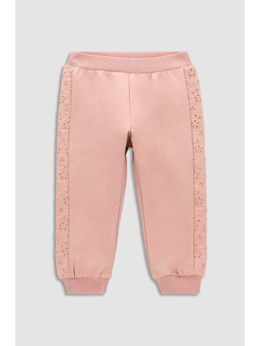 Бебешки спортен панталон Coccodrillo в розово с изчистен дизайн