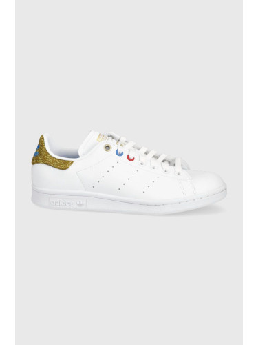 Обувки adidas Originals Stan Smith GY5700 в бяло