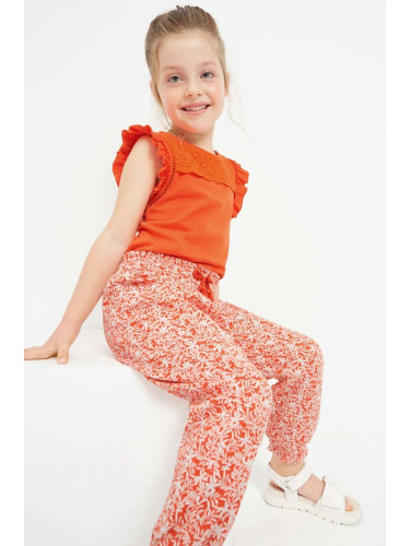 Детски памучен панталон Mayoral в оранжево с десен