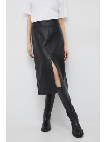 Кожена пола Calvin Klein в черно среднодълъг модел със стандартна кройка