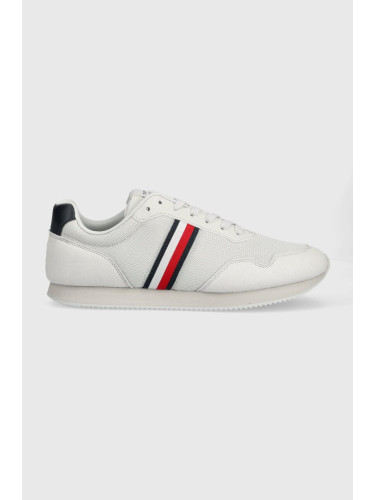 Маратонки Tommy Hilfiger CORE LO RUNNER в бяло FM0FM04504