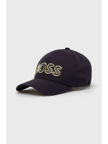 Памучна шапка BOSS Boss Athleisure в тъмносиньо с принт