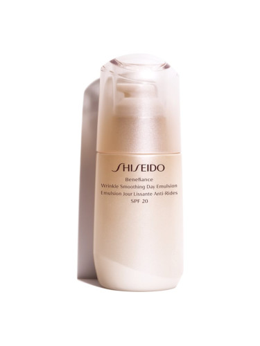Shiseido Benefiance Wrinkle Smoothing Day Emulsion защитна емулсия против стареене на кожата на лицето SPF 20 75 мл.