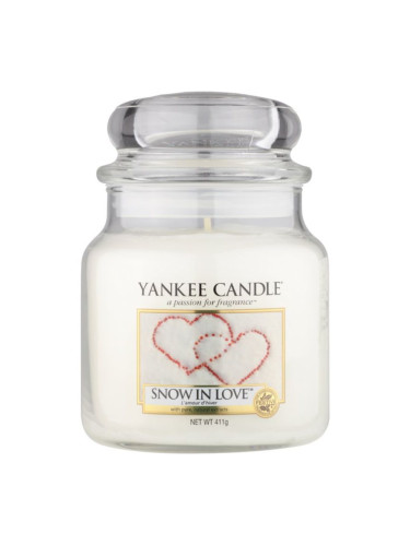 Yankee Candle Snow in Love ароматна свещ Classic средна 411 гр.