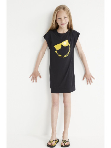 Детска рокля Karl Lagerfeld в черно къс модел със стандартна кройка