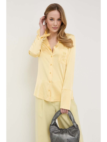 Риза Patrizia Pepe дамска в жълто със стандартна кройка с класическа яка