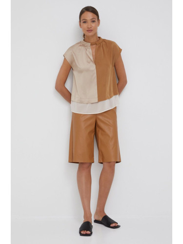Къси панталони Sisley дамско в бежово с изчистен дизайн с висока талия