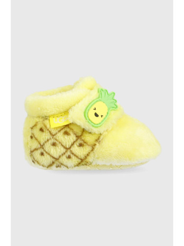 Бебешки обувки UGG в жълто