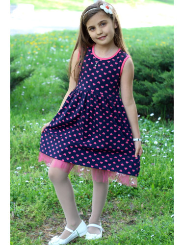 Детска рокля на сърчица в прасковено