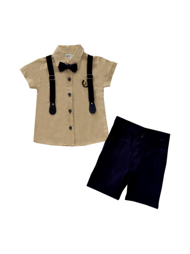 Комплект от риза в бежово с къс ръкав, къси панталони, тиранти и папий
