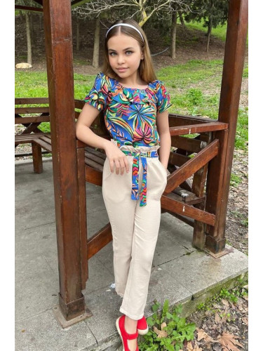 Комплект за момиче от разноцветни блуза с къс ръкав, панталон в бежово