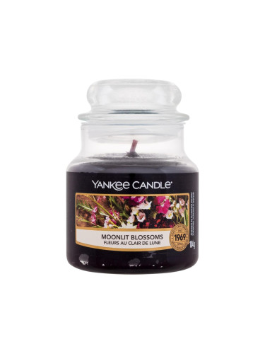 Yankee Candle Moonlit Blossoms Ароматна свещ 104 g