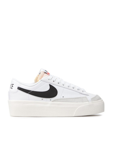 Nike Сникърси Blazer Low Platform DJ0292 Бял