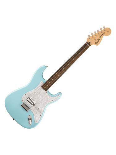 Fender Limited Edition Tom Delonge Stratocaster Daphne Blue Електрическа китара