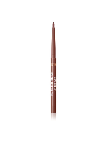 Makeup Revolution IRL Filter кремообразен молив за устни с матиращ ефект цвят Frappuccino Nude 0,18 гр.