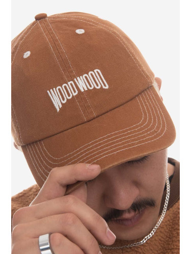 Памучна шапка с козирка Wood Wood в кафяво с апликация