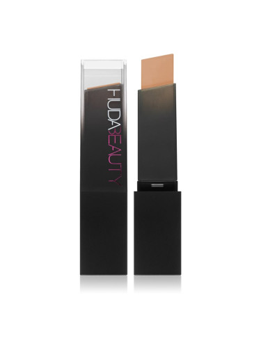 Huda Beauty Faux Filter Foundation Stick покриващ коректор цвят Latte 12,5 гр.