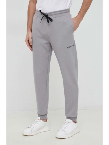 Спортен панталон Armani Exchange в сиво с изчистен дизайн