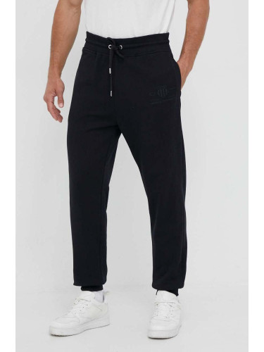 Памучен спортен панталон Gant в черно с изчистен дизайн