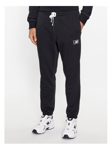 New Balance Долнище анцуг NB Essentials Sweatpant MP33509 Черен Regular Fit