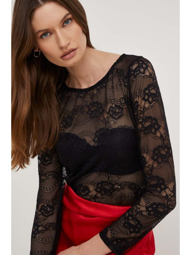 Блуза Answear Lab x limited collection NO SHAME в черно с изчистен дизайн